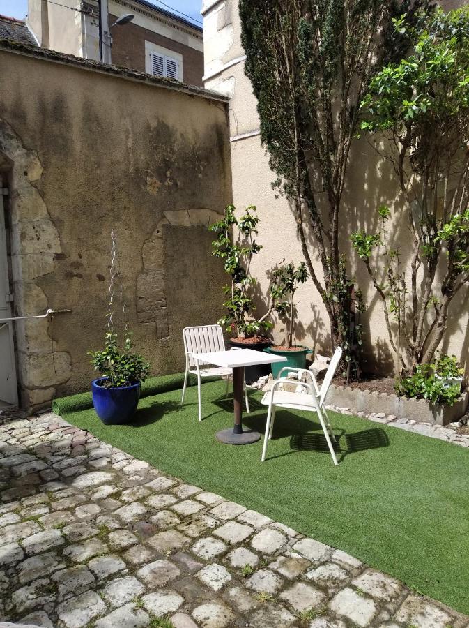 Aparthotel Le Logis De Saint Cyr Issoudun Exteriér fotografie